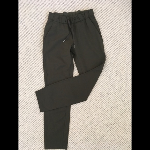 Lululemon On the Fly pants size 2 - Picture 1 of 3